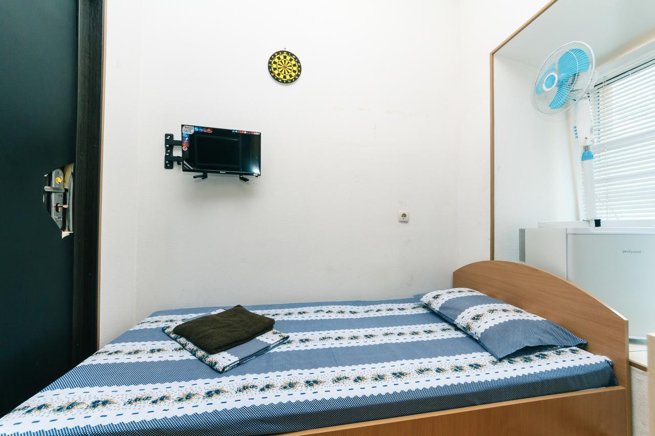 Small Room Near Independence Square Kiev Exterior photo